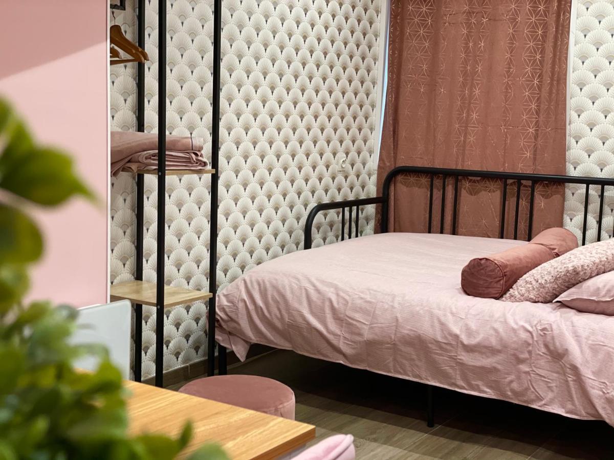 Capstay Color Valenciennes & Netflix Trith-Saint-Leger Exteriör bild