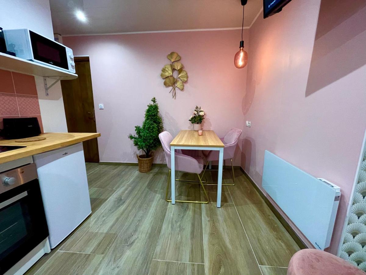 Capstay Color Valenciennes & Netflix Trith-Saint-Leger Exteriör bild