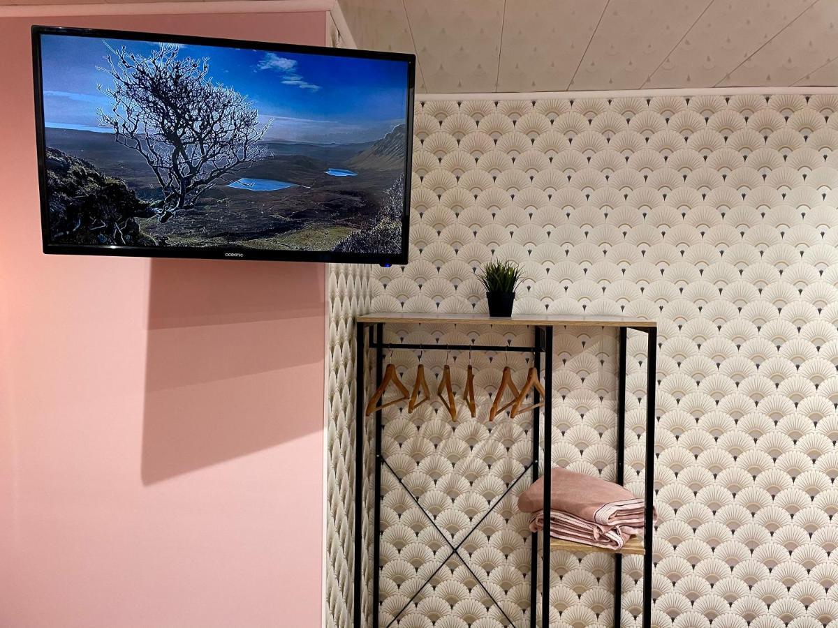 Capstay Color Valenciennes & Netflix Trith-Saint-Leger Exteriör bild