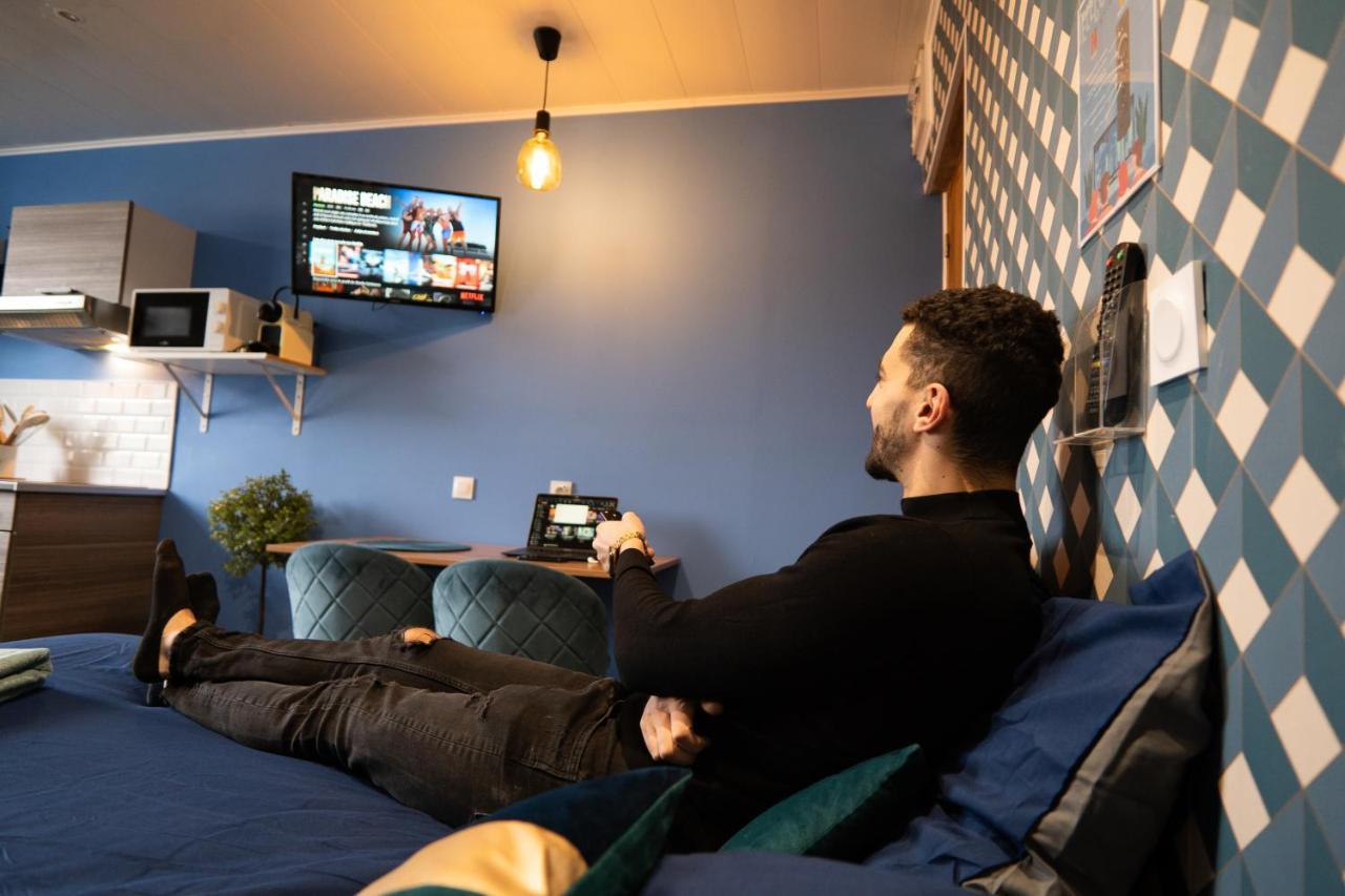 Capstay Color Valenciennes & Netflix Trith-Saint-Leger Exteriör bild